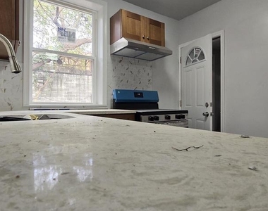 1411 W Loudon Street - Photo Thumbnail 22