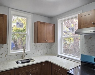 1411 W Loudon Street - Photo Thumbnail 20