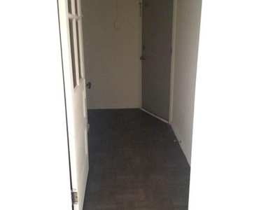 12 N Lime Street - Photo Thumbnail 9