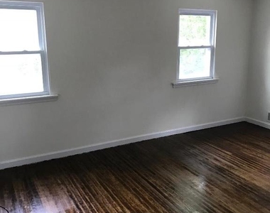 408 Villanova Road - Photo Thumbnail 11