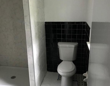 408 Villanova Road - Photo Thumbnail 14