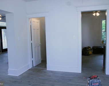 201 University Boulevard - Photo Thumbnail 16