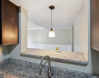 9063 Congress Place - Photo Thumbnail 5