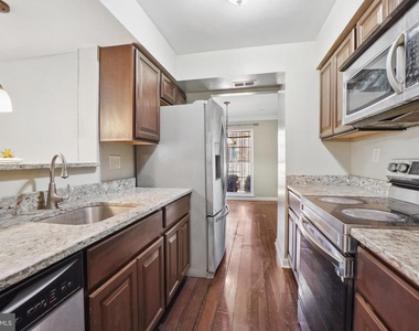 9063 Congress Place - Photo Thumbnail 4