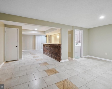 9063 Congress Place - Photo Thumbnail 19