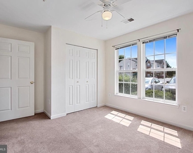 502 Bradley Court - Photo Thumbnail 34