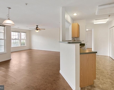 502 Bradley Court - Photo Thumbnail 14