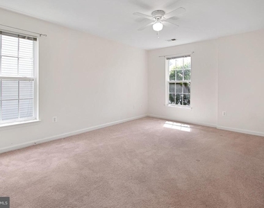 502 Bradley Court - Photo Thumbnail 27