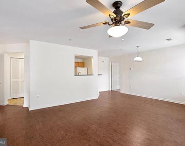 502 Bradley Court - Photo Thumbnail 20