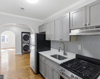 1250 Holbrook Terrace Ne - Photo Thumbnail 7
