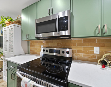 1002 Bacon Street - Photo Thumbnail 10