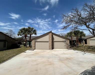 100 Bay Point Dr - Photo Thumbnail 14