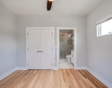 6303 Santos St - Photo Thumbnail 22