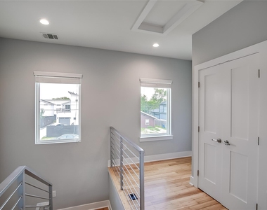 6303 Santos St - Photo Thumbnail 19