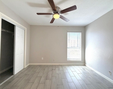 209 E Noton St - Photo Thumbnail 8