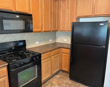 9201 Brodie Ln - Photo Thumbnail 4