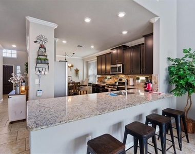 12311 Altamira St - Photo Thumbnail 7