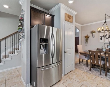 12311 Altamira St - Photo Thumbnail 10