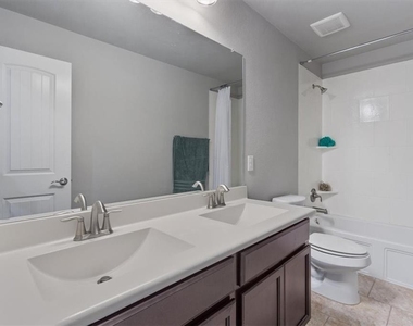 12311 Altamira St - Photo Thumbnail 25