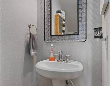 12311 Altamira St - Photo Thumbnail 16