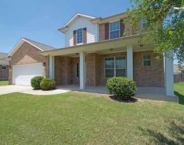 6800 Cromarty Ln - Photo Thumbnail 1