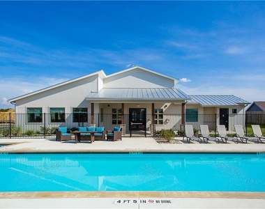 6111 Dumfries Ln - Photo Thumbnail 31