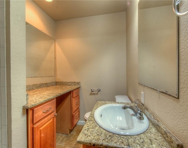 4805 Evans Ave - Photo Thumbnail 10