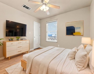 4805 Evans Ave - Photo Thumbnail 2