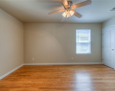 4805 Evans Ave - Photo Thumbnail 14