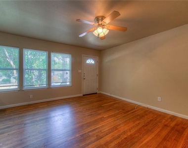 4805 Evans Ave - Photo Thumbnail 6