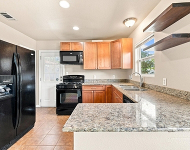 4805 Evans Ave - Photo Thumbnail 16
