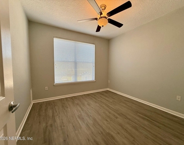 8539 Gate Parkway Parkway W - Photo Thumbnail 14