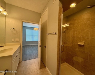 8539 Gate Parkway Parkway W - Photo Thumbnail 15