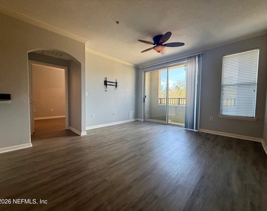 8539 Gate Parkway Parkway W - Photo Thumbnail 7