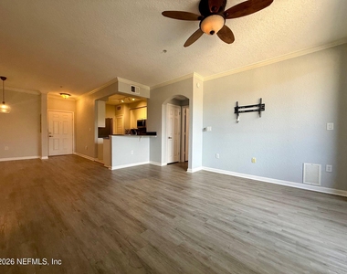 8539 Gate Parkway Parkway W - Photo Thumbnail 8