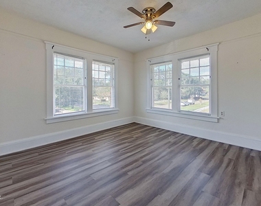 907 Copeland Street - Photo Thumbnail 4