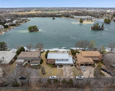 2076 Valley Lo Lane - Photo Thumbnail 7