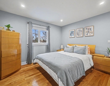 2076 Valley Lo Lane - Photo Thumbnail 24