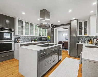 2076 Valley Lo Lane - Photo Thumbnail 13