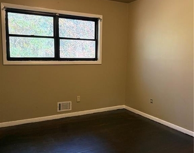 2891 Bianca Court - Photo Thumbnail 10
