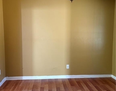 2891 Bianca Court - Photo Thumbnail 3