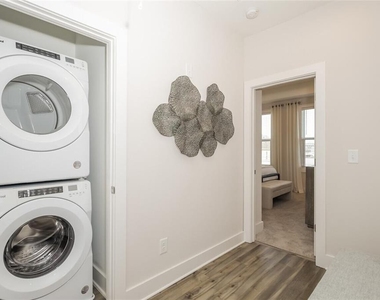 776 Metropolitan Parkway Sw - Photo Thumbnail 12