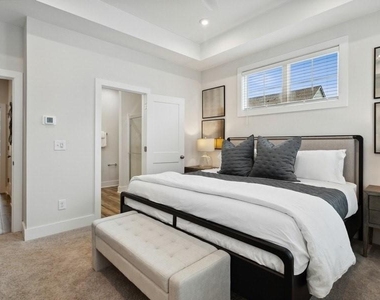 776 Metropolitan Parkway Sw - Photo Thumbnail 8