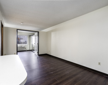 3305 Sunset Avenue - Photo Thumbnail 9