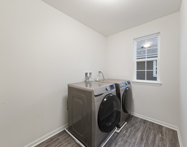 4431 Monroe Court - Photo Thumbnail 10