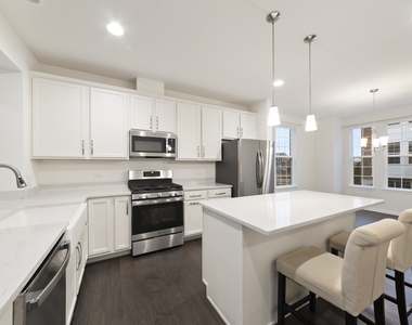 4431 Monroe Court - Photo Thumbnail 6