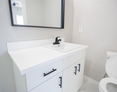 2519 Washington Street - Photo Thumbnail 20