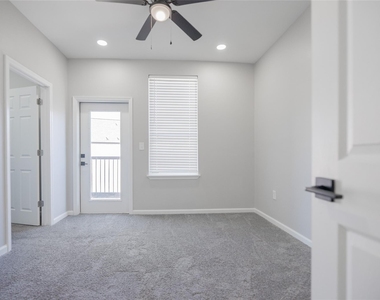 2519 Washington Street - Photo Thumbnail 22