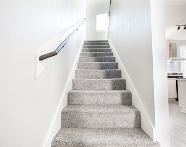 2519 Washington Street - Photo Thumbnail 10