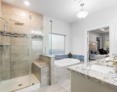 12140 Goliad Lane - Photo Thumbnail 17